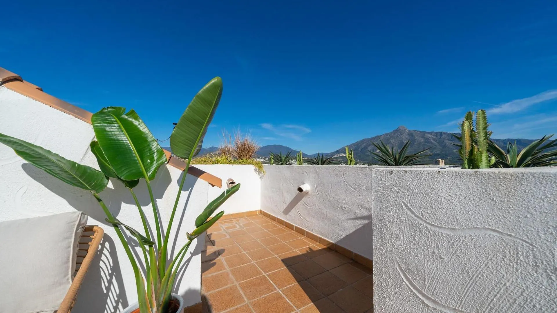 Xpce Golden Banus Penthouse - Parking Free Appartement Marbella
